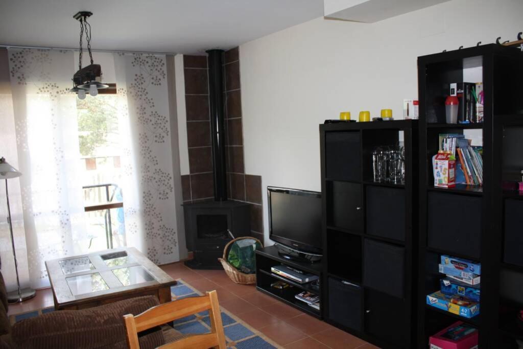 Duplex Con Jardin En Pirineos, Totalmente Equipado Apartment Villanua Bagian luar foto
