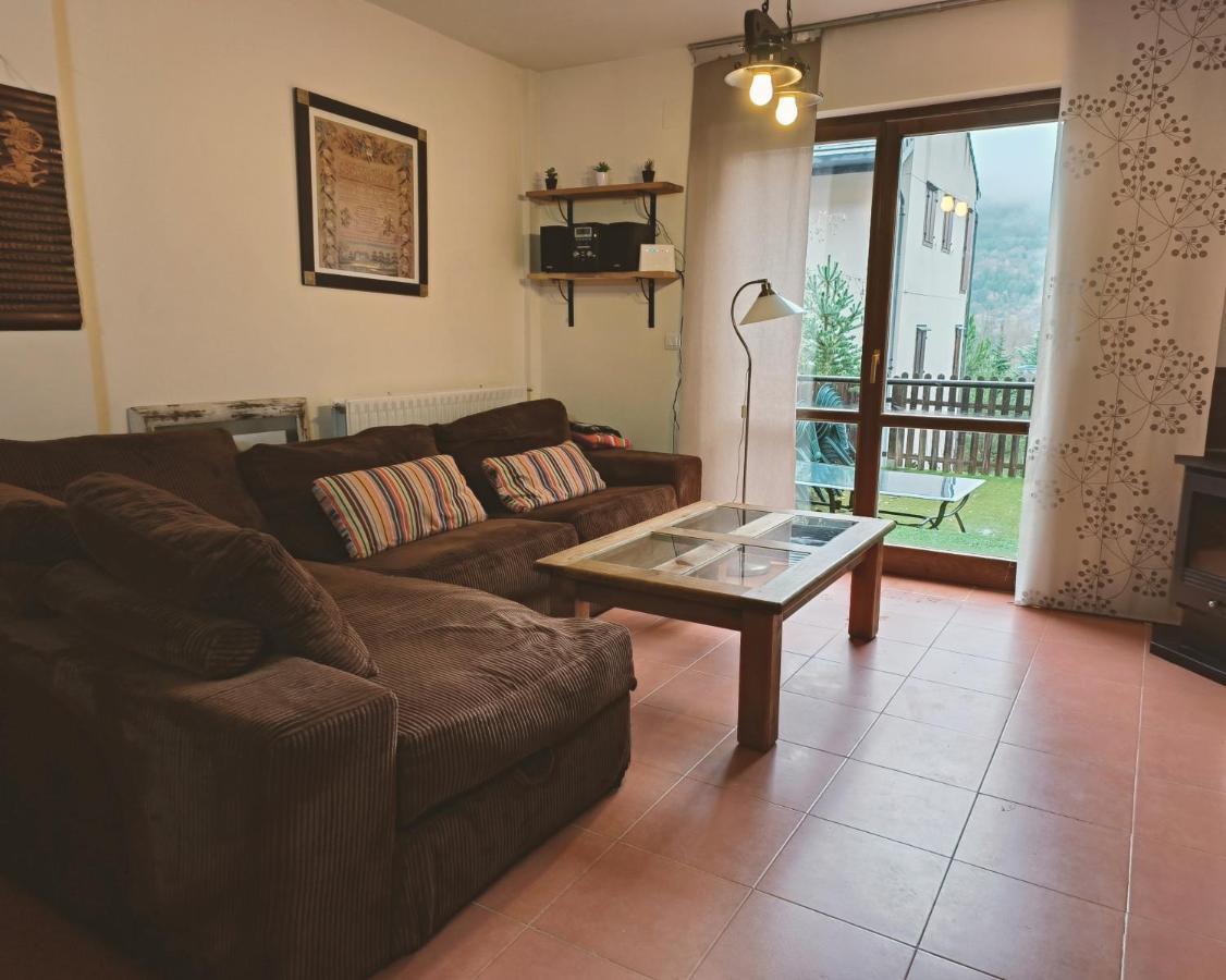 Duplex Con Jardin En Pirineos, Totalmente Equipado Apartment Villanua Bagian luar foto